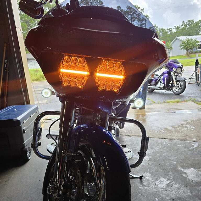 Harley_Davidson_Road_Glide_LED_Headlight_2015-2024_2.jpg